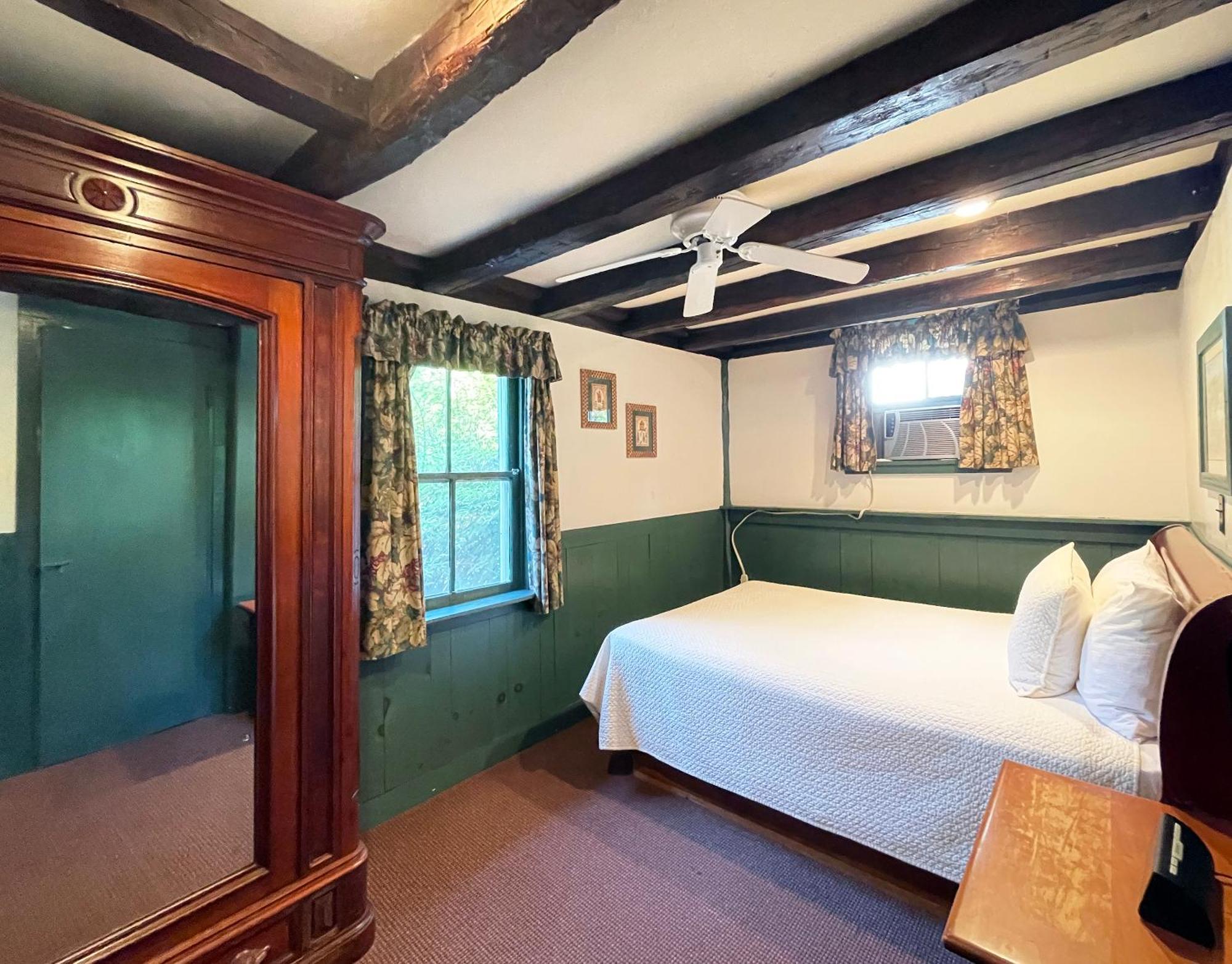 Mountain Springs Lake Resort Stroudsburg Zimmer foto
