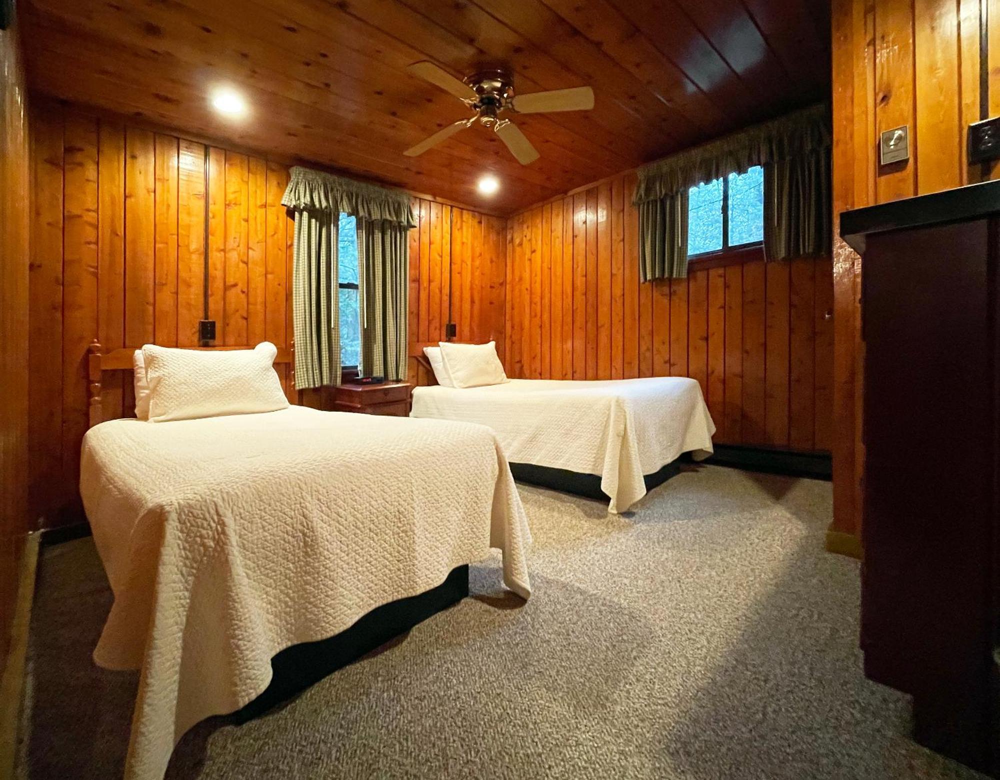 Mountain Springs Lake Resort Stroudsburg Zimmer foto