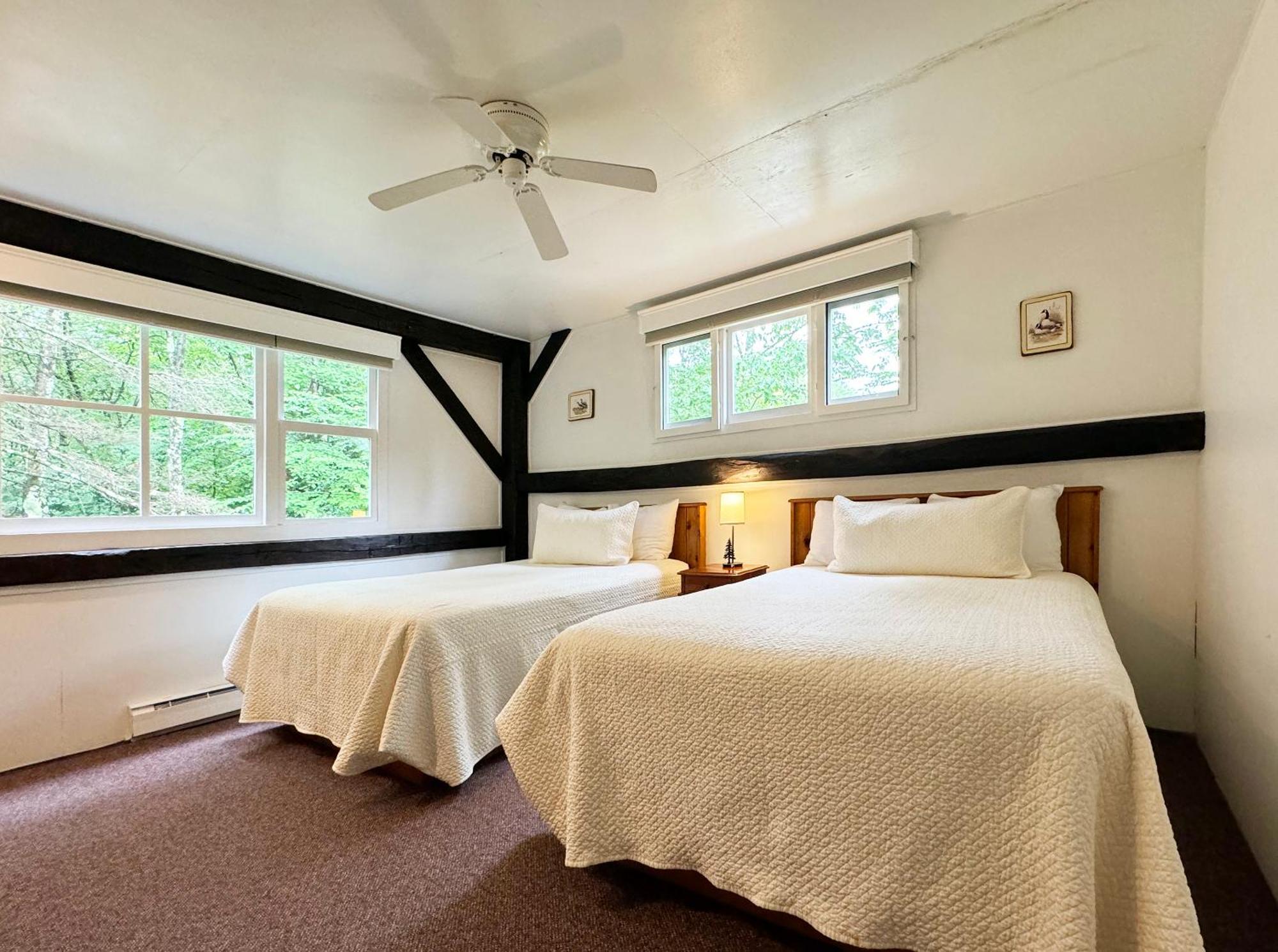 Mountain Springs Lake Resort Stroudsburg Zimmer foto