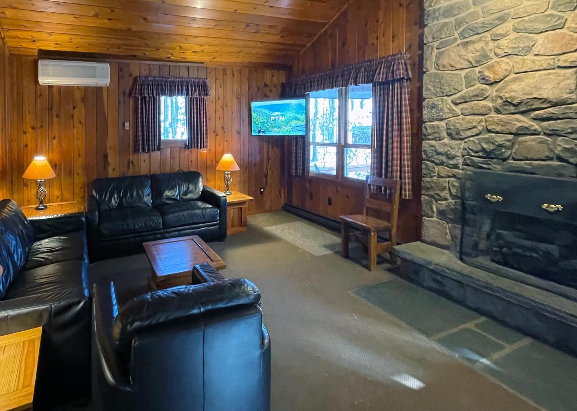 Mountain Springs Lake Resort Stroudsburg Zimmer foto